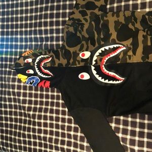 Bathing Ape Hoodie Size M